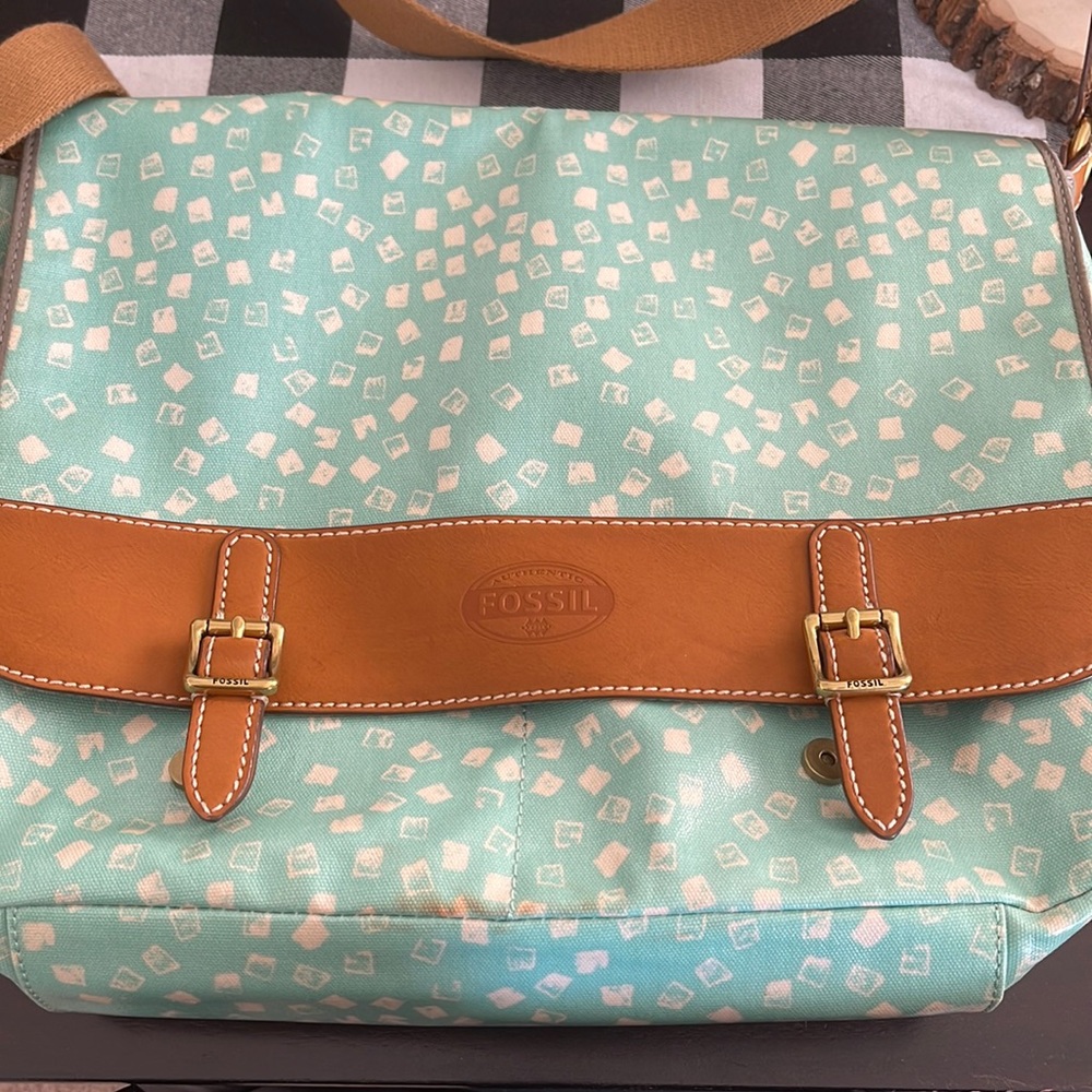 Fossil Messenger Bag